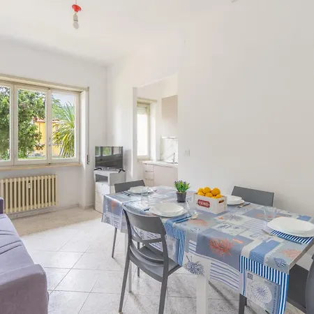 Bright Flat With Large Balcony, Near Apartman Marina dʼAndora