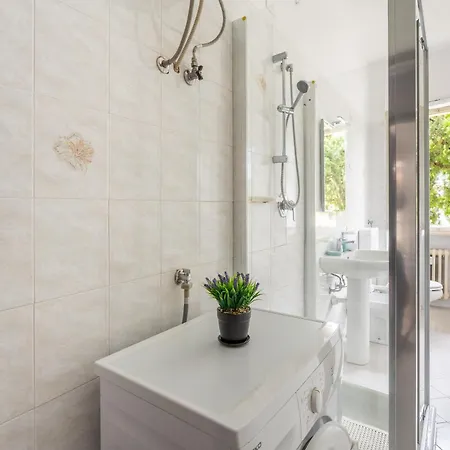 Bright Flat With Large Balcony, Near * Marina dʼAndora