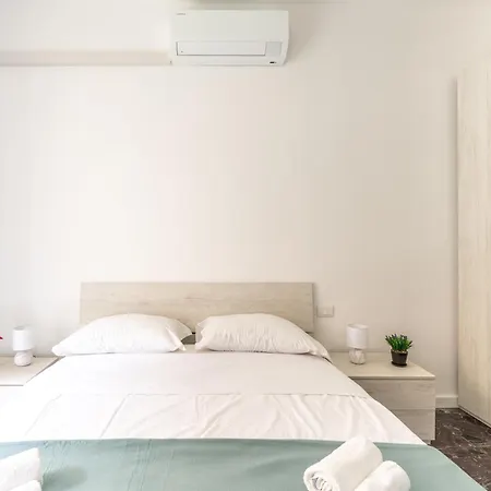 Bright Flat With Large Balcony, Near * Marina dʼAndora